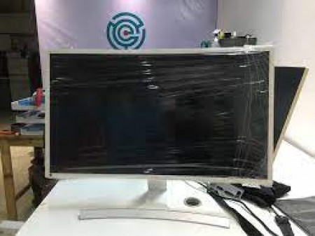 Màn hình 32 inch sam sung S32E591C (màn cong)